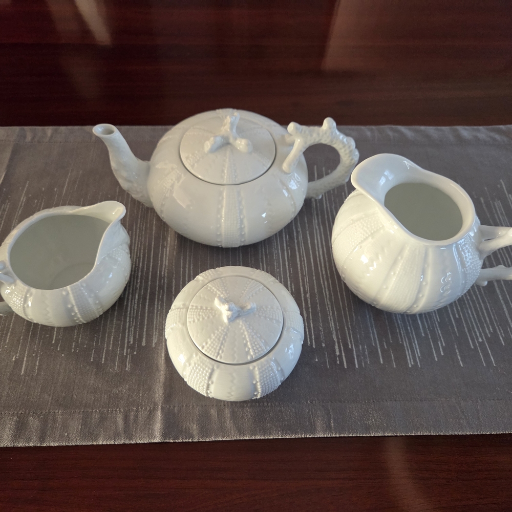 Paris Royal White Sea Urchin Porcelain Tea Set